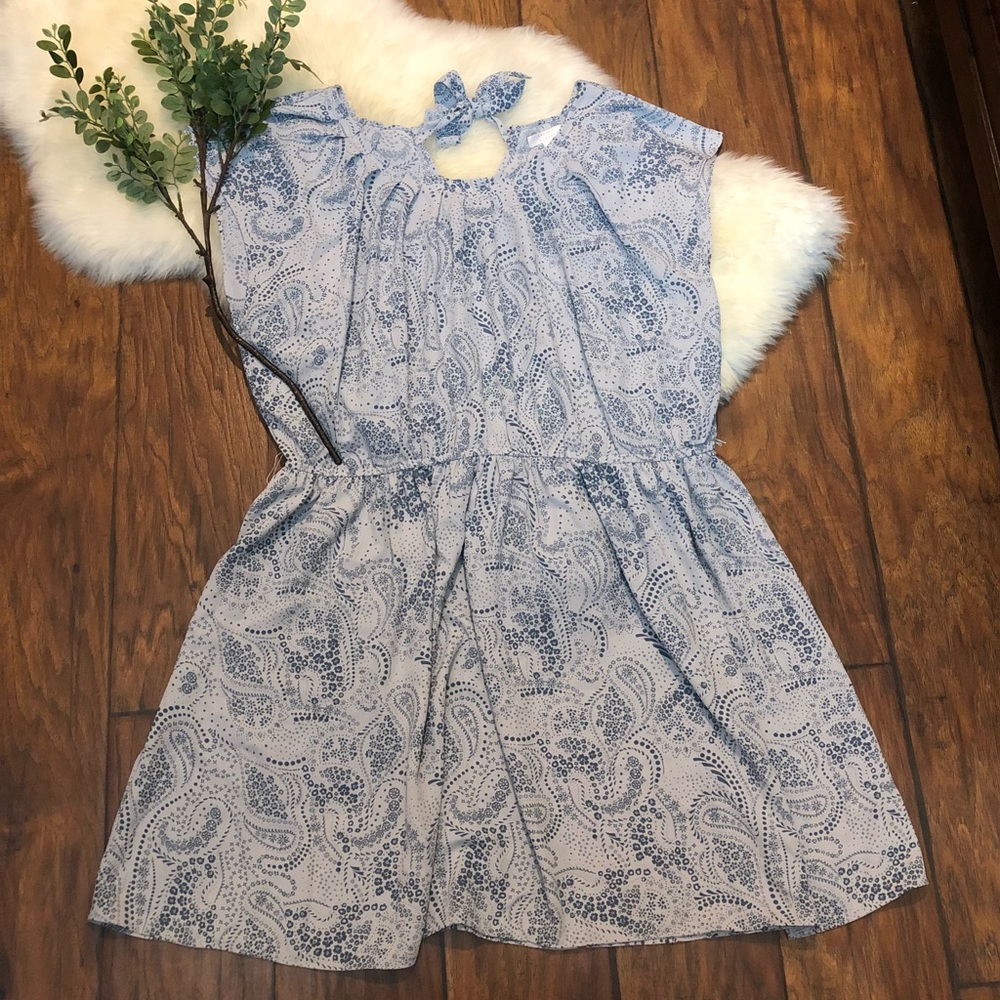 Lauren Conrad Woman’s dress